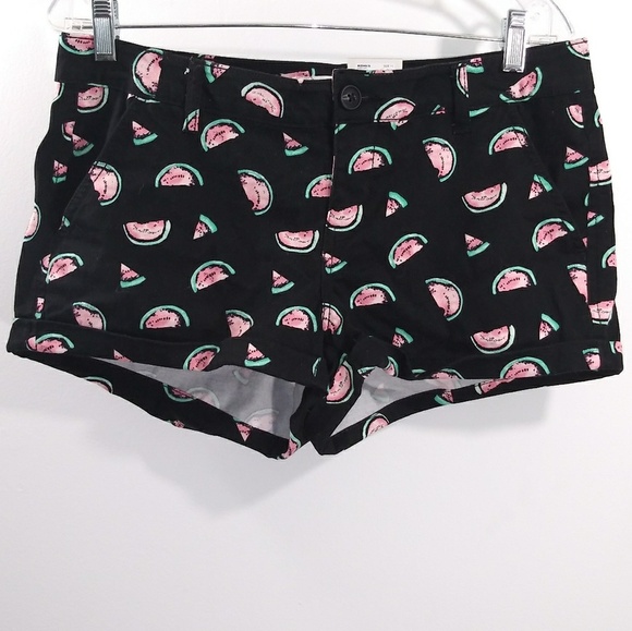 So Women Low-Rise Chino Shorts Sz 11 - Picture 2 of 4